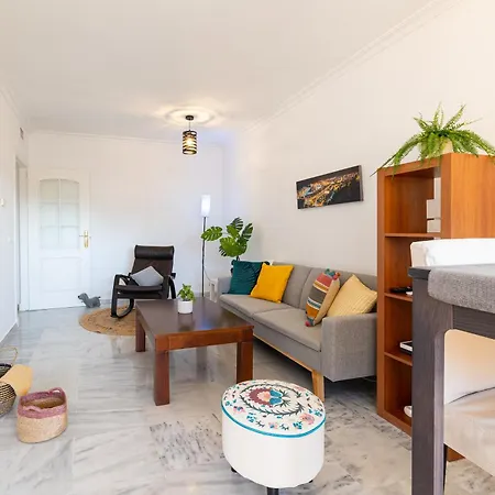 Holidays2nueva Torrequebrada 2 Bedrooms And 2 Bathrooms, Terrace, Community Pool And Garage *